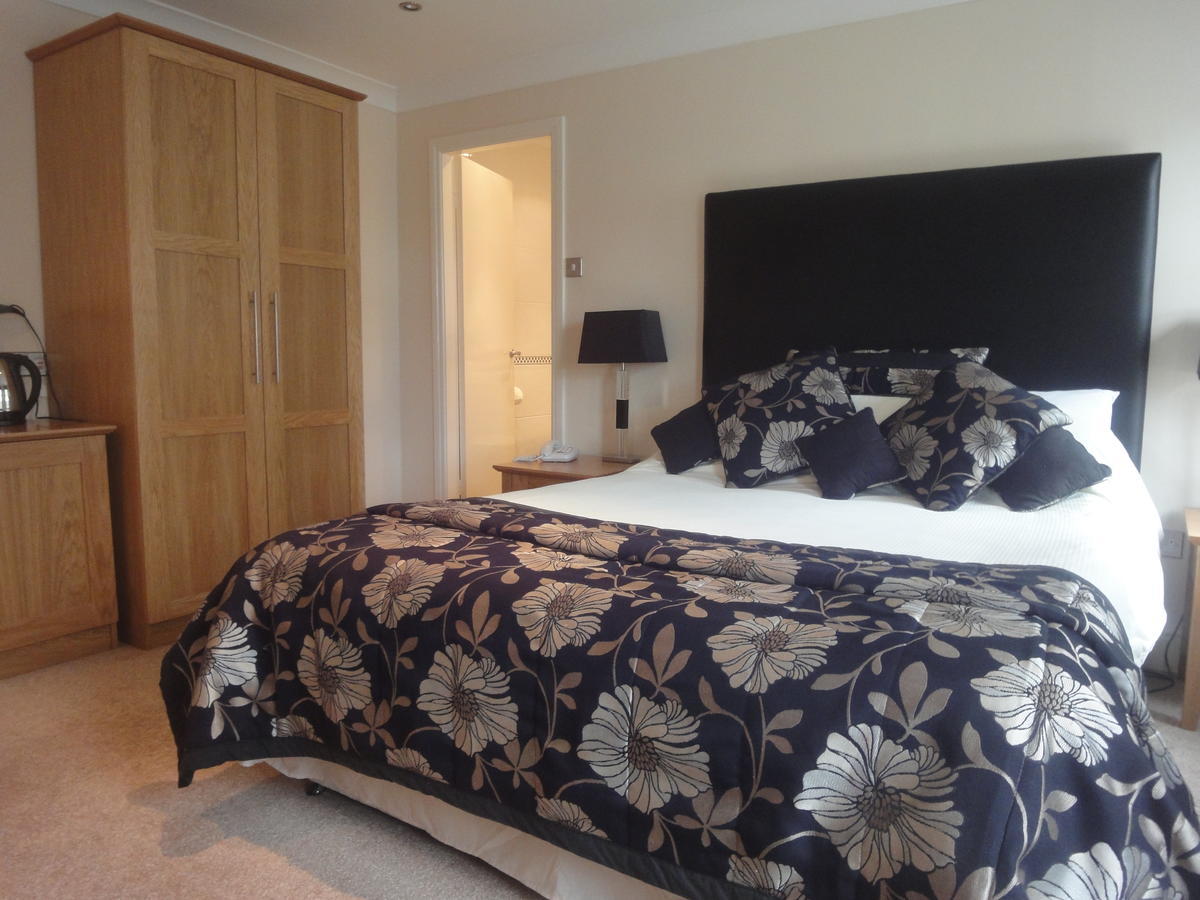 The Treebridge Hotel Nunthorpe Kamer foto